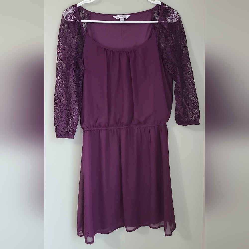 Speechless Lace-sleeve Dress